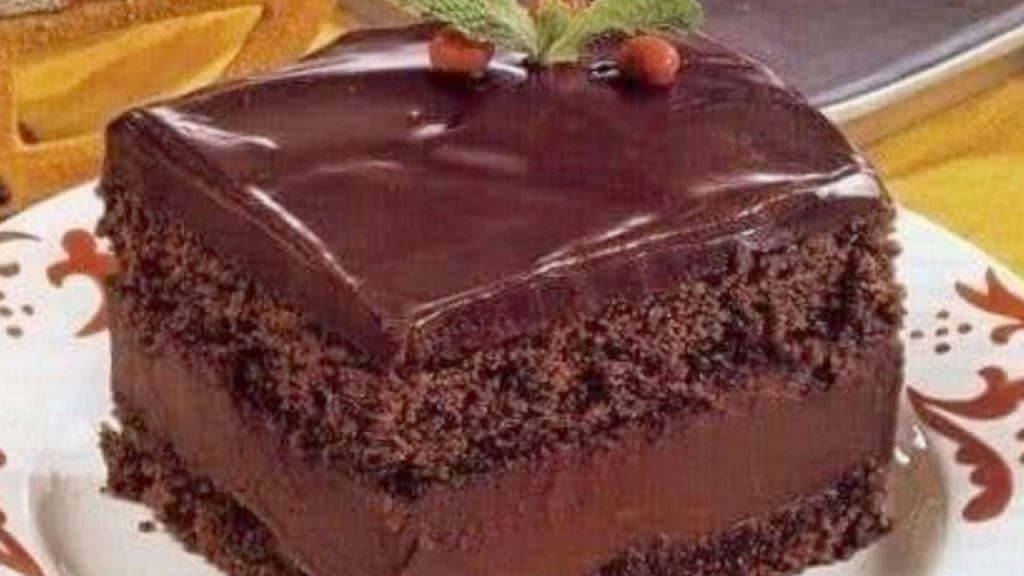 MOCHA CAKE WITH CHOCOLATE-RUM CREAM FILLING - Viral Recipes