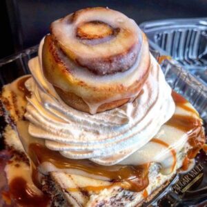 Cinnamon Roll Cheesecake Bar - Viral Recipes