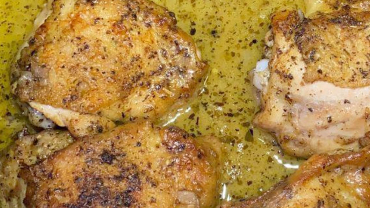 Garlic Roasted Chicken Thighs with Parmesan Gravy - Viral Recipes