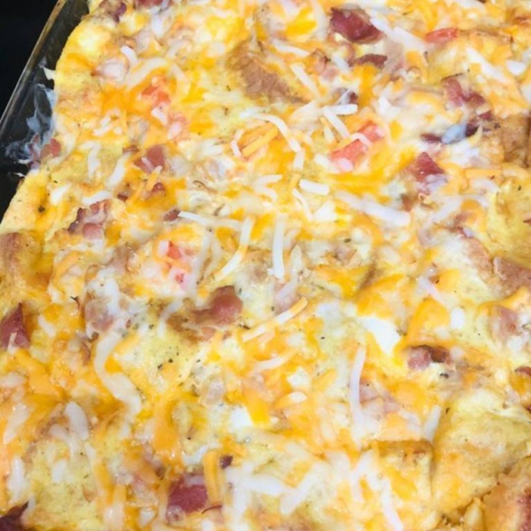 SAUSAGE, EGG & CREAM CHEESE HASH BROWN BREAKFAST CASSEROLE - Viral Recipes